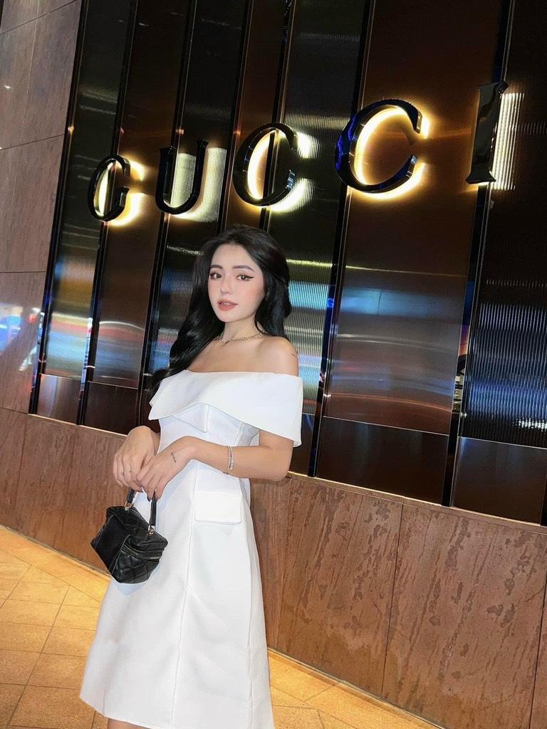 ĐẦM XOÈ BẸT VAI NẮP TÚI