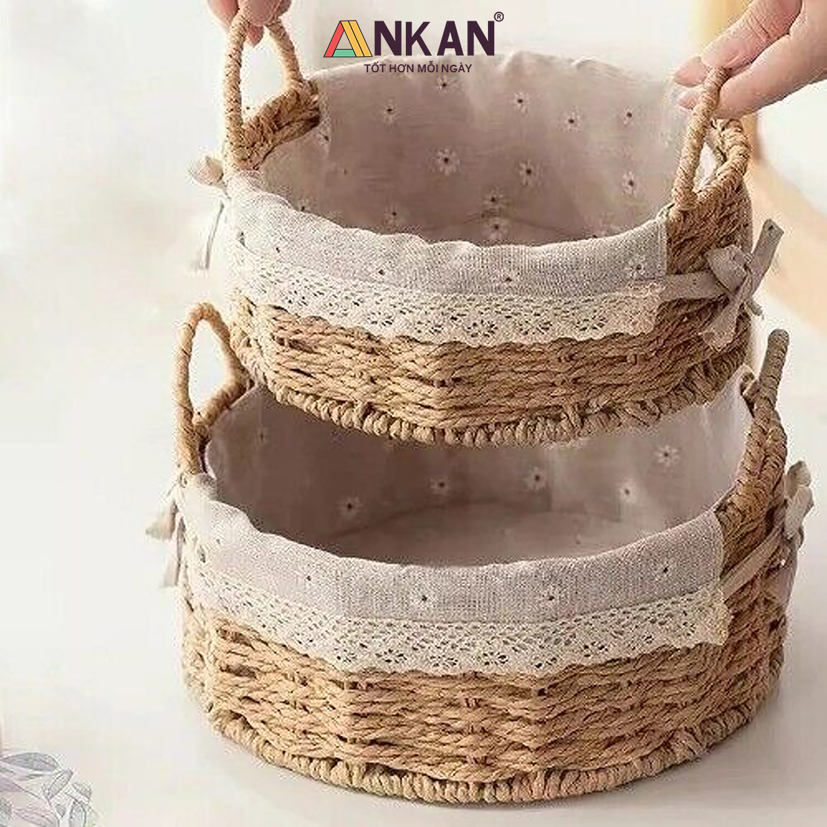 Giỏ Picnic Hình Tròn Có Quai – Đan Tay Thủ Công, Lót Vải Hoa Vintage, Giỏ Đựng Đồ Trang Trí Xinh Xắn