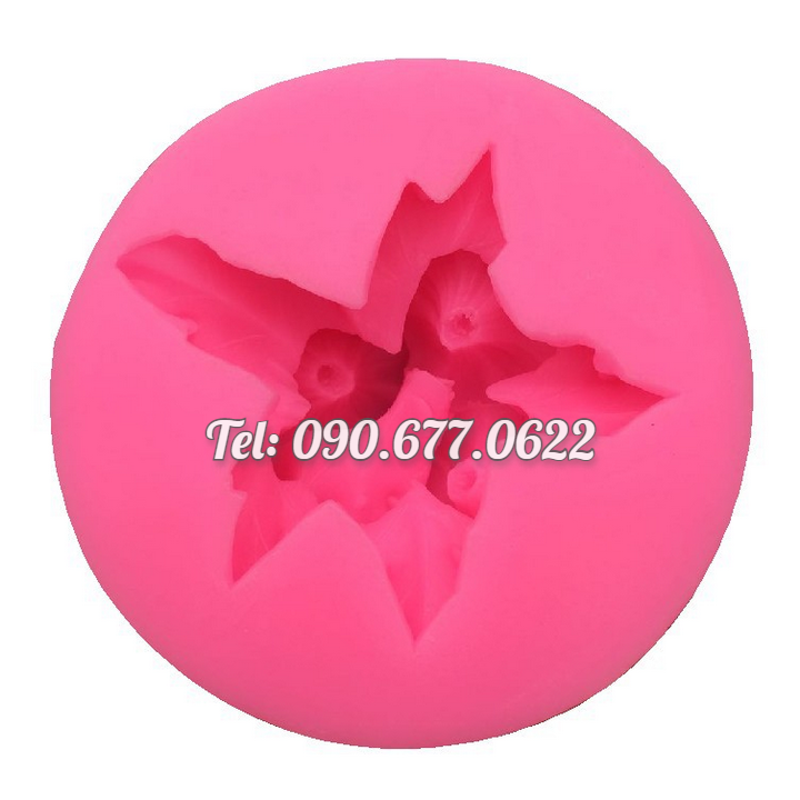 Khuôn silicone làm rau câu 3 hoa hồng kèm nụ và lá – Mã số 1546