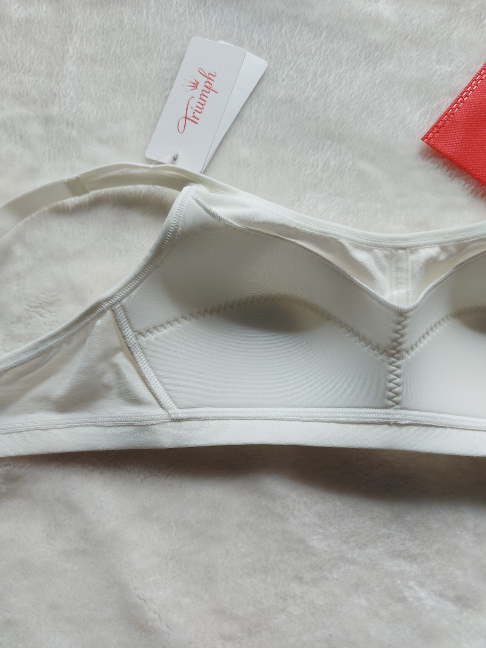 Áo Ngực Nữ Sinh Triumph T-shirt Bra 421