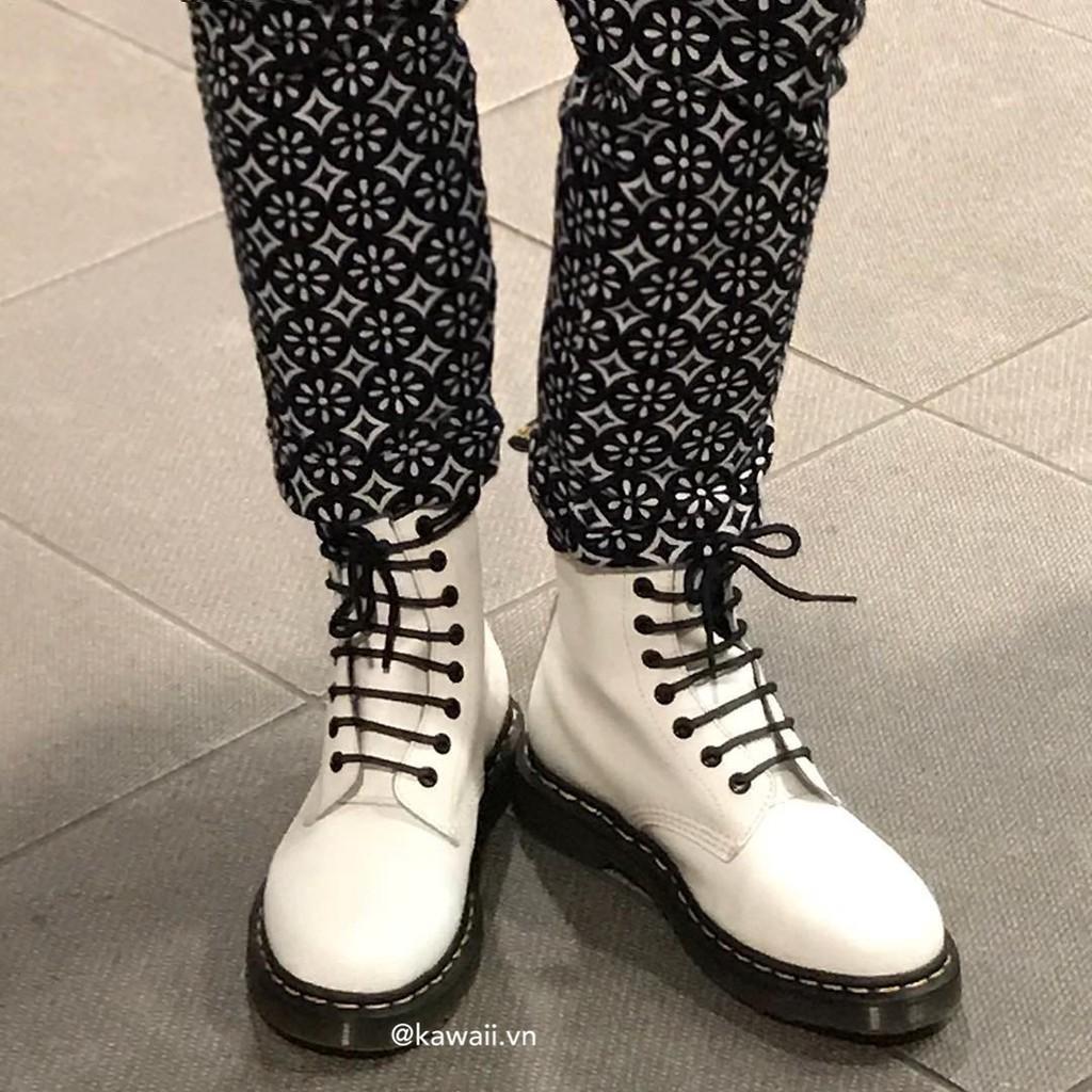 GIày SARAH BOOTS cổ cao chất da cao cấp màu trắng 8 nút