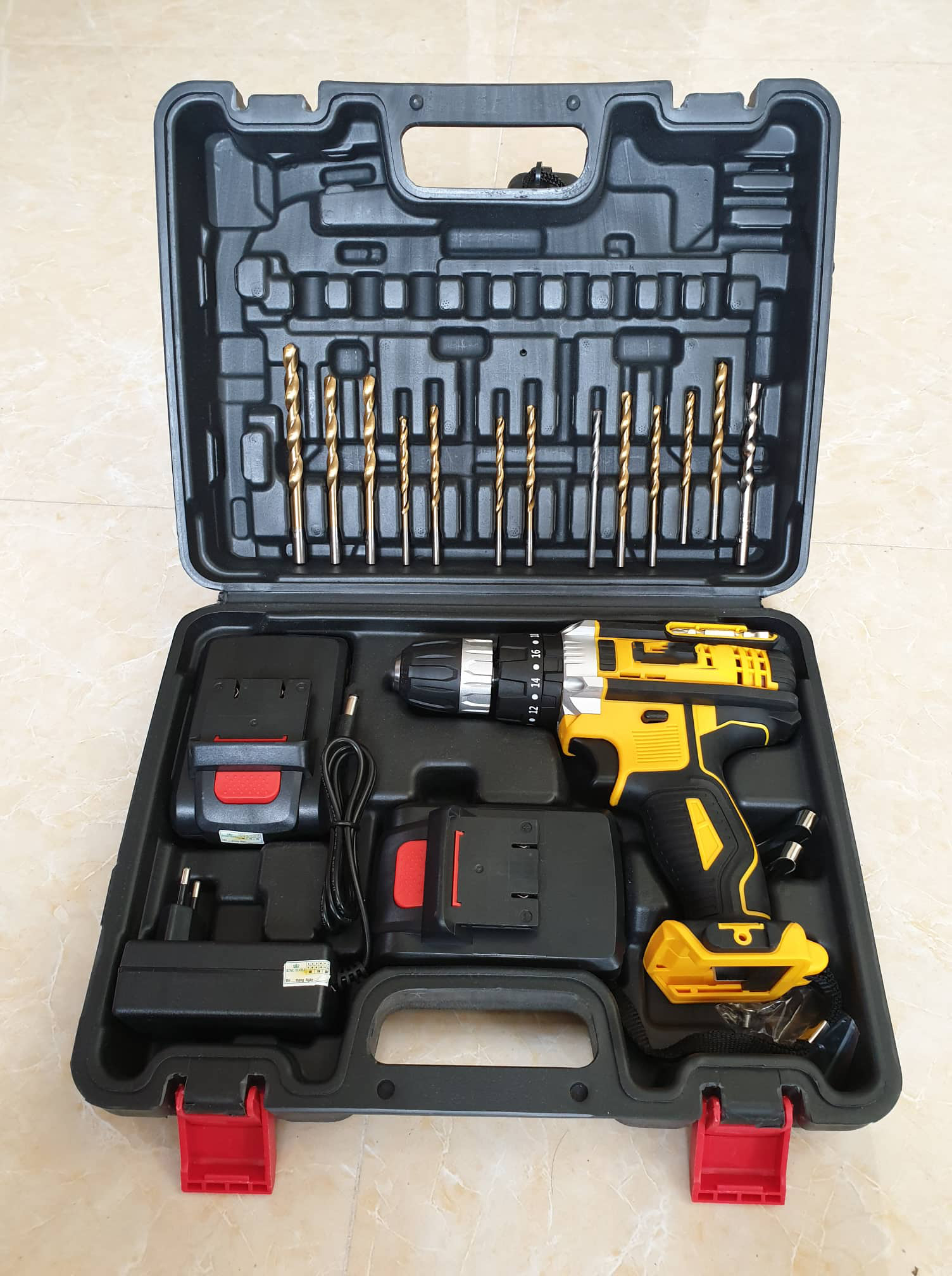 Bộ máy khoan pin 26V 3 chế độ khoan tường, khoan sắt, bắt vít kèm 13 mũi khoan