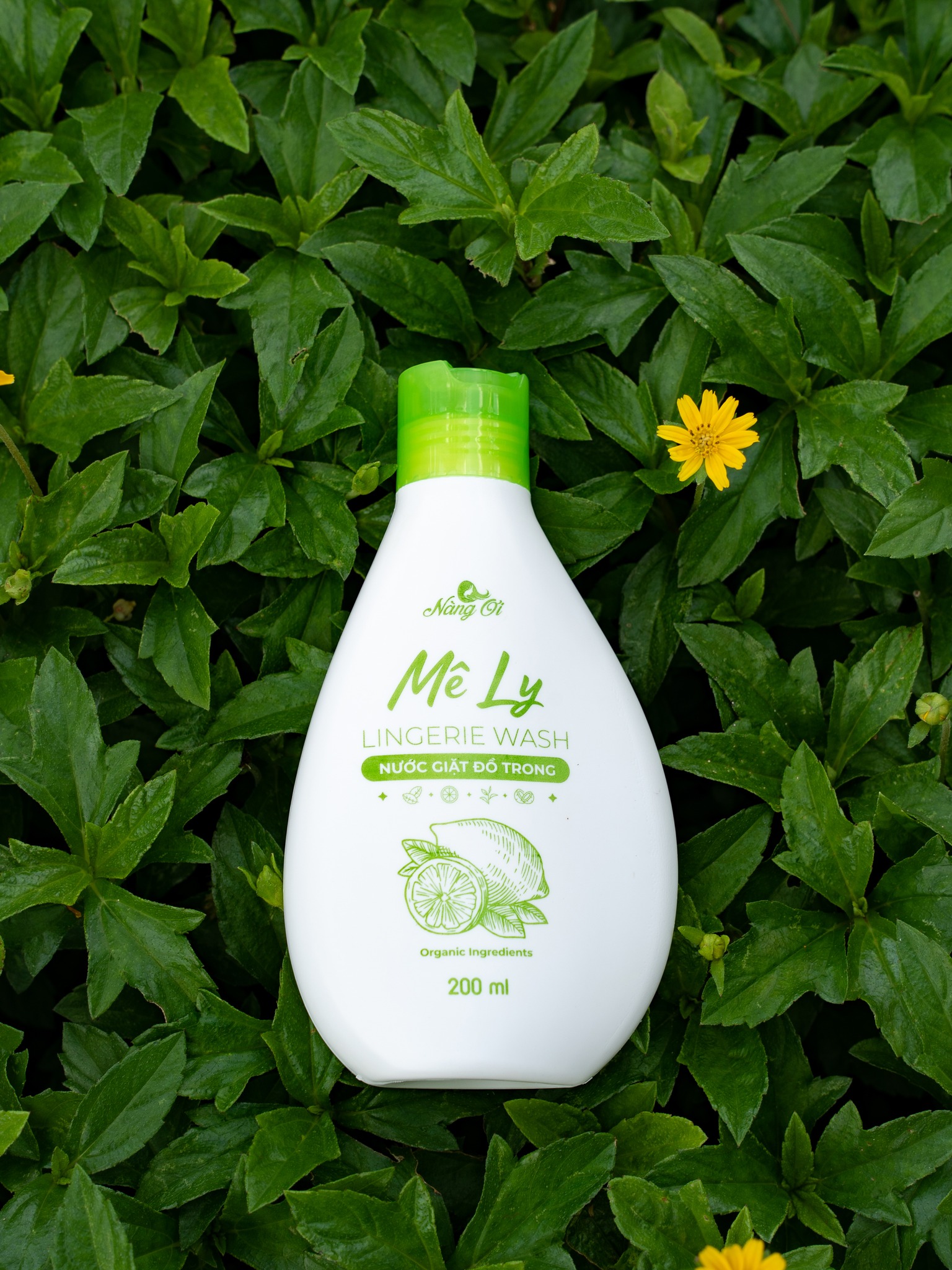 Nước Giặt Đồ Lót Mê Ly Nàng Ơi - Chai 200ml - Hỗ Trợ Loại Bỏ Vết Bẩn, Vi Khuẩn Bám Vào Quần Lót Gây Bệnh, An Toàn