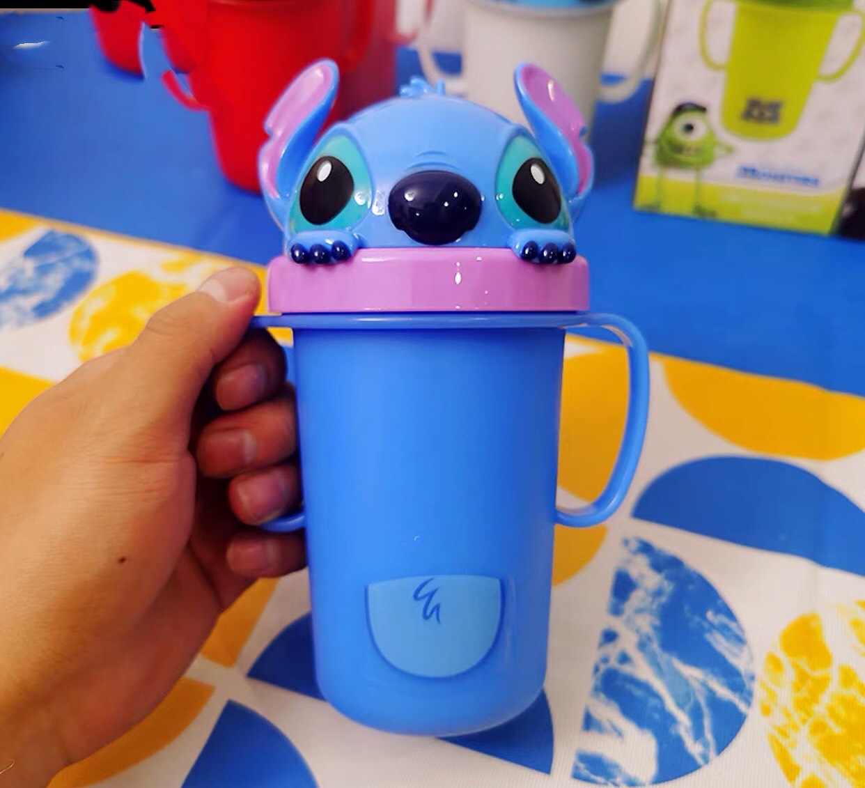 Bình tập uống có 2 tay cầm kèm inox giữ nhiệt hình Stitch siêu cute cho bé trai - PDA20218-S