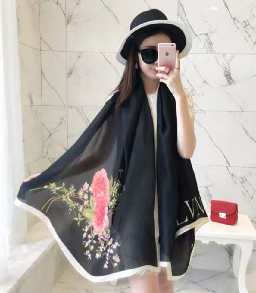 Khăn choàng lụa SATIN cao cấp DN19121113