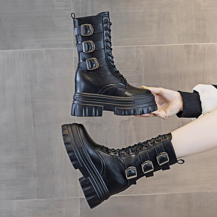 Giày Boots cổ lỡ 3 quai Đế xuồng 9.5cm PB590-4188