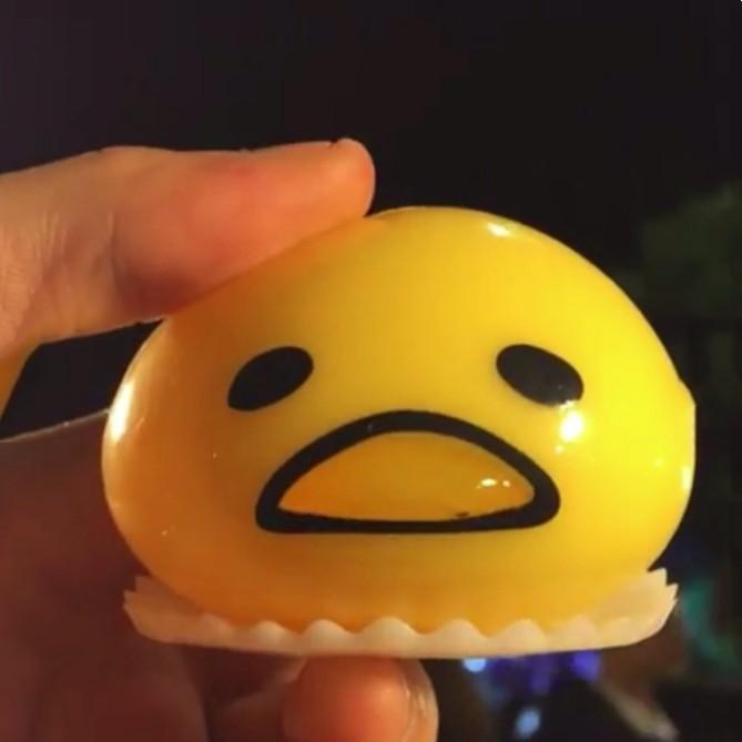 (FREE SHIP 99K) Đồ chơi trứng biến thái Gudetama hút slime dep