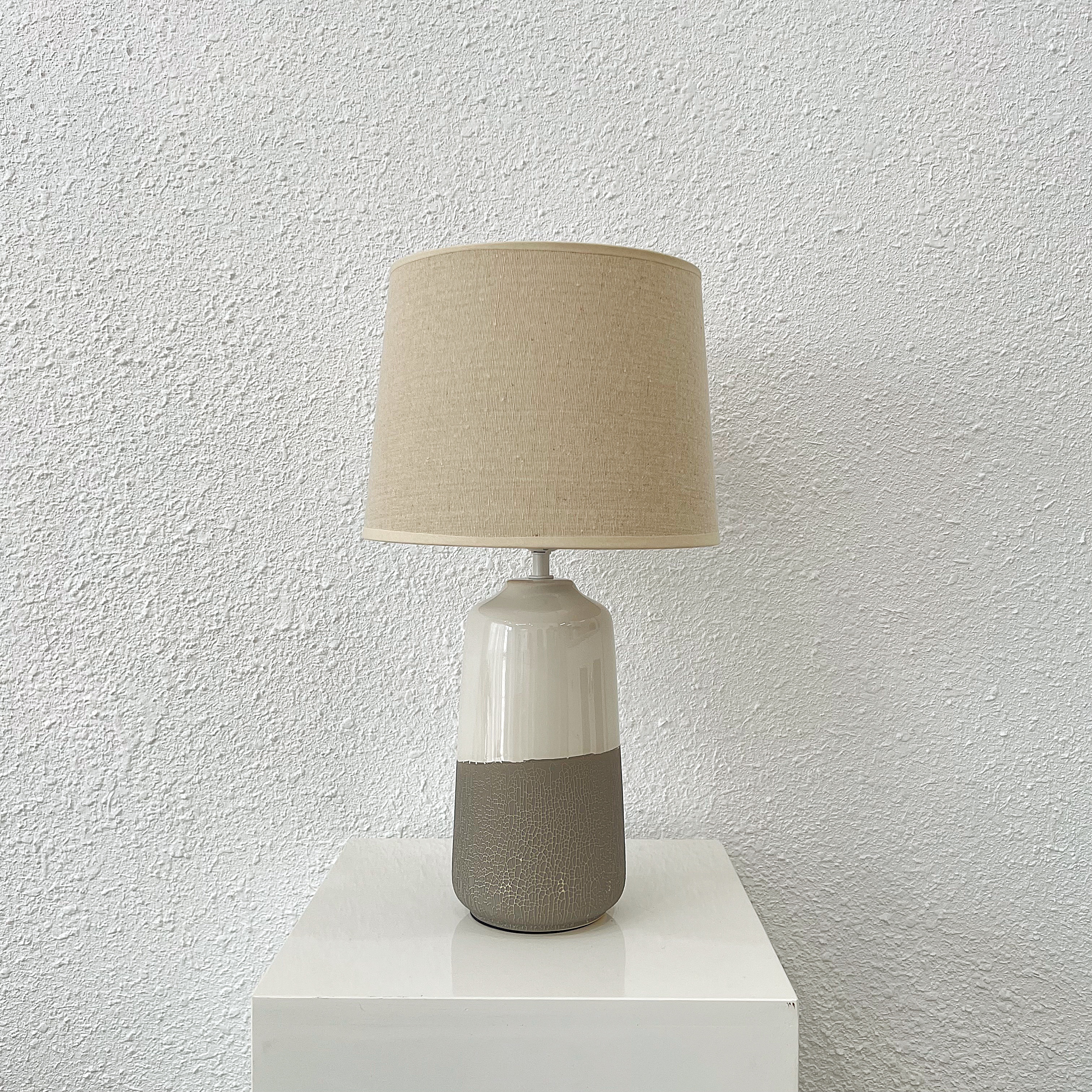 Đèn ngủ, đèn trang trí, đèn để bàn, đèn gốm sứ thiết kế độc quyền DBG011