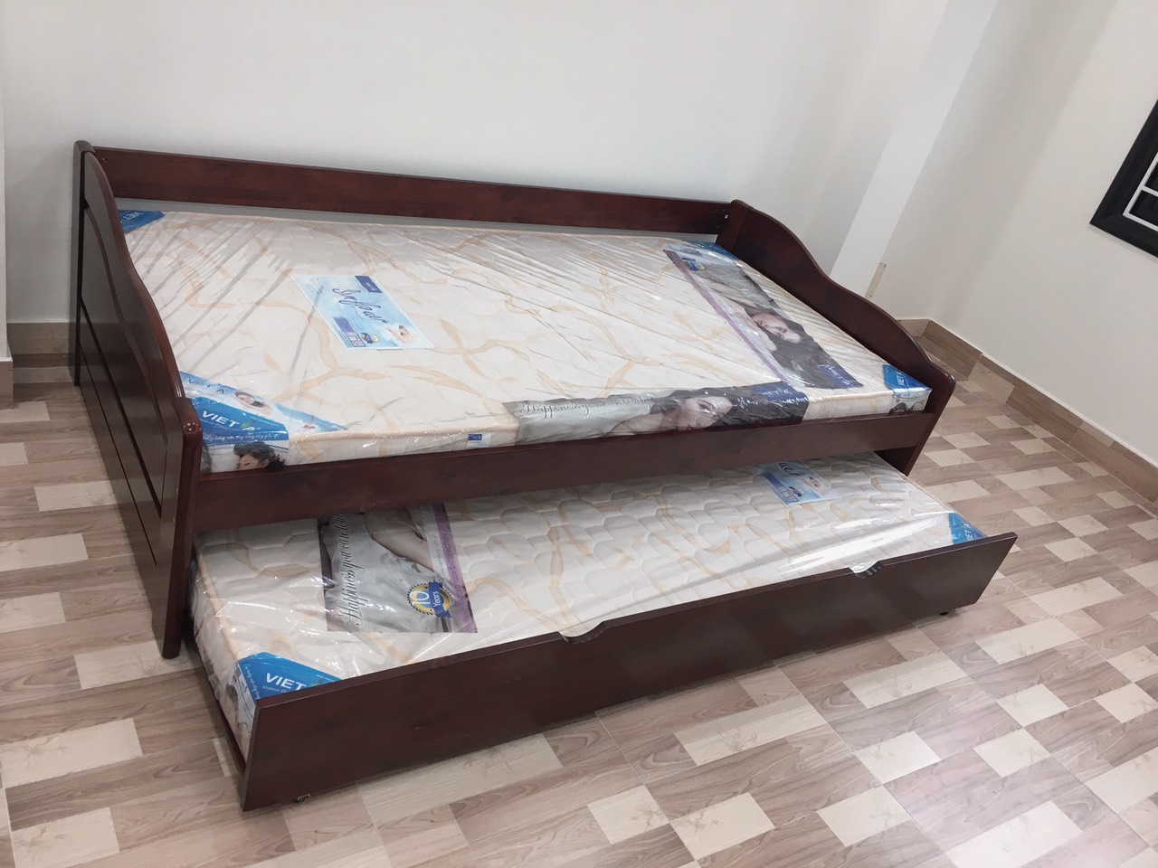 Giường tầng DAYBED nâu