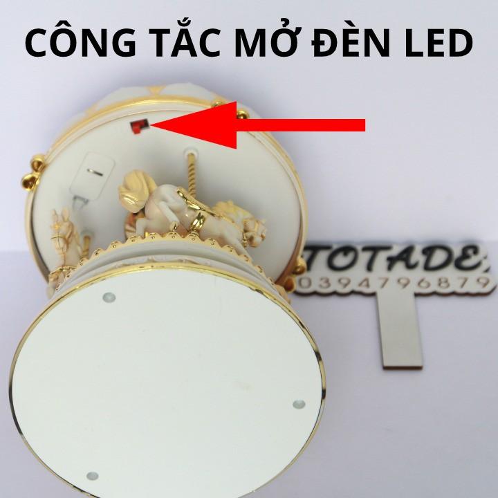 Hộp nhạc ngựa đu quay Carousel màu trắng | Dùng dây cót | Có đèn Led | MBO0018