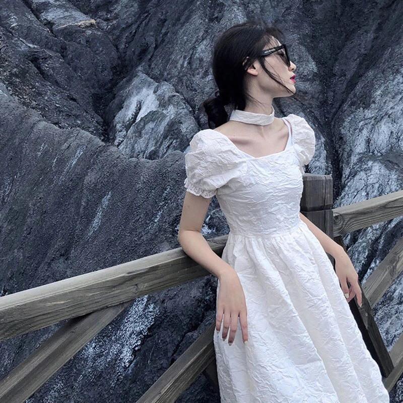 Váy trắng thiết kế cao cấp