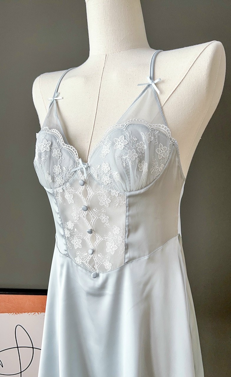Váy Ngủ Chéo Dây Hở Lưng Gợi Cảm - B.Lingerie
