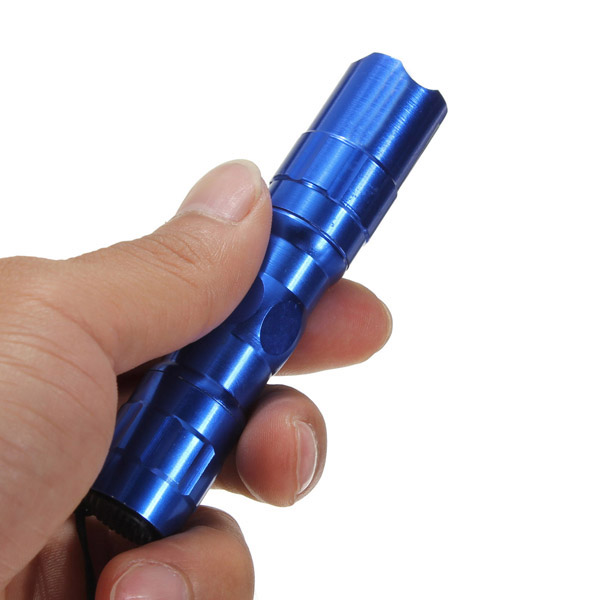 Đèn Pin Cầm Tay Mini Police 3W - Giao màu ngẫu nhiên