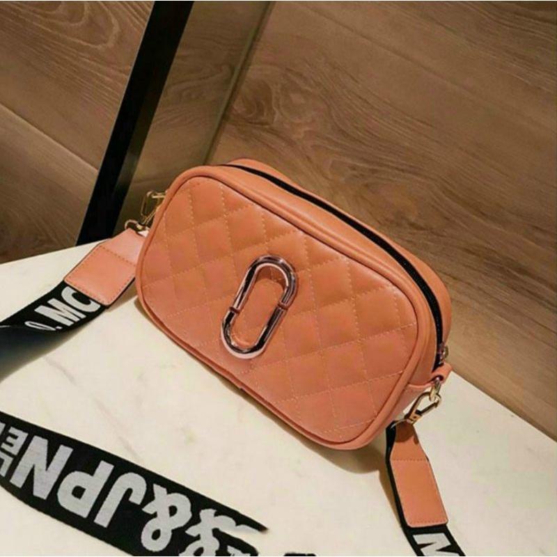 Túi xách hộp chữ 0