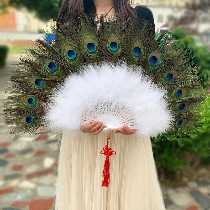 Quạt lông công hàng đẹp màu trắng