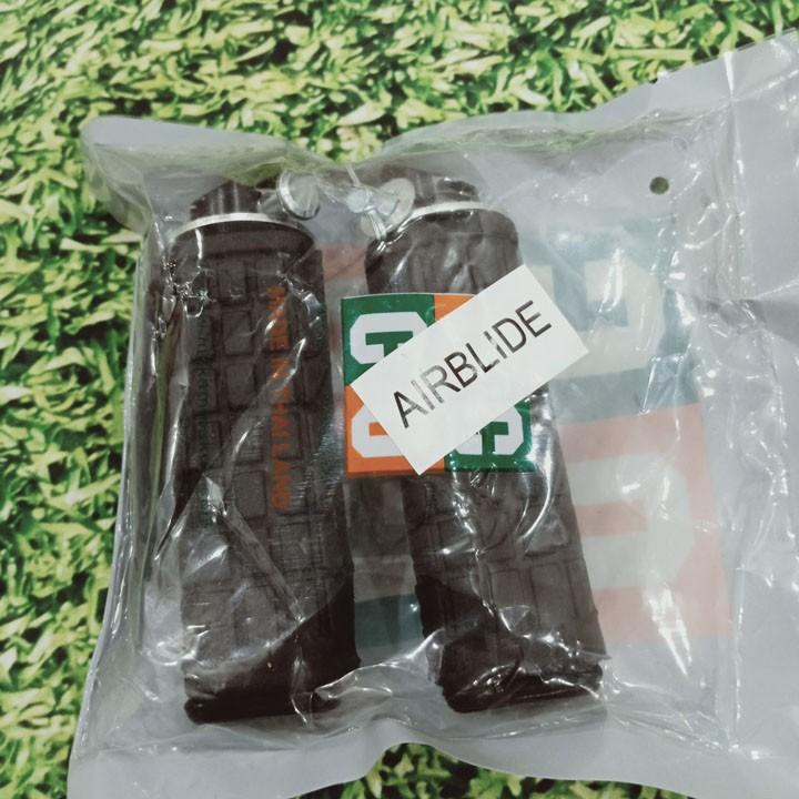 Cặp gác chân dành cho xe máy AIRBLADE các đời - TKA393