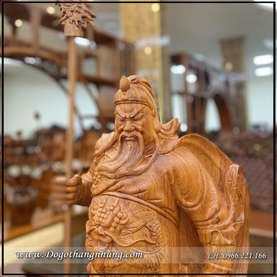 Tượng quan công gỗ hương tự nhiên tại Hà Nội