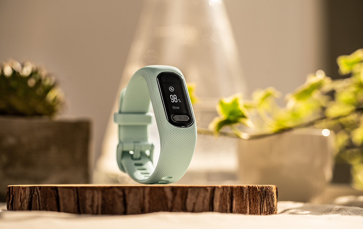 Vòng tay theo dõi sức khỏe, theo dõi vận động Garmin Vivosmart 5