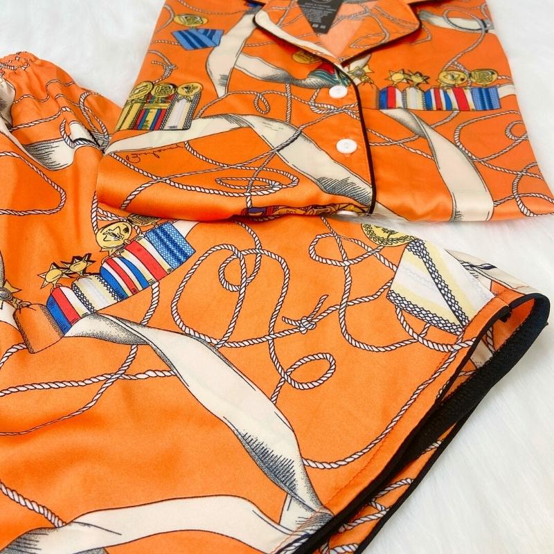 Đồ bộ Pyjama lụa, đồ mặc nhà nữ VILADY - B134 kiểu quần đùi tay cộc, họa tiết siêu dễ thương, chất liệu lụa Pháp - Màu cam
