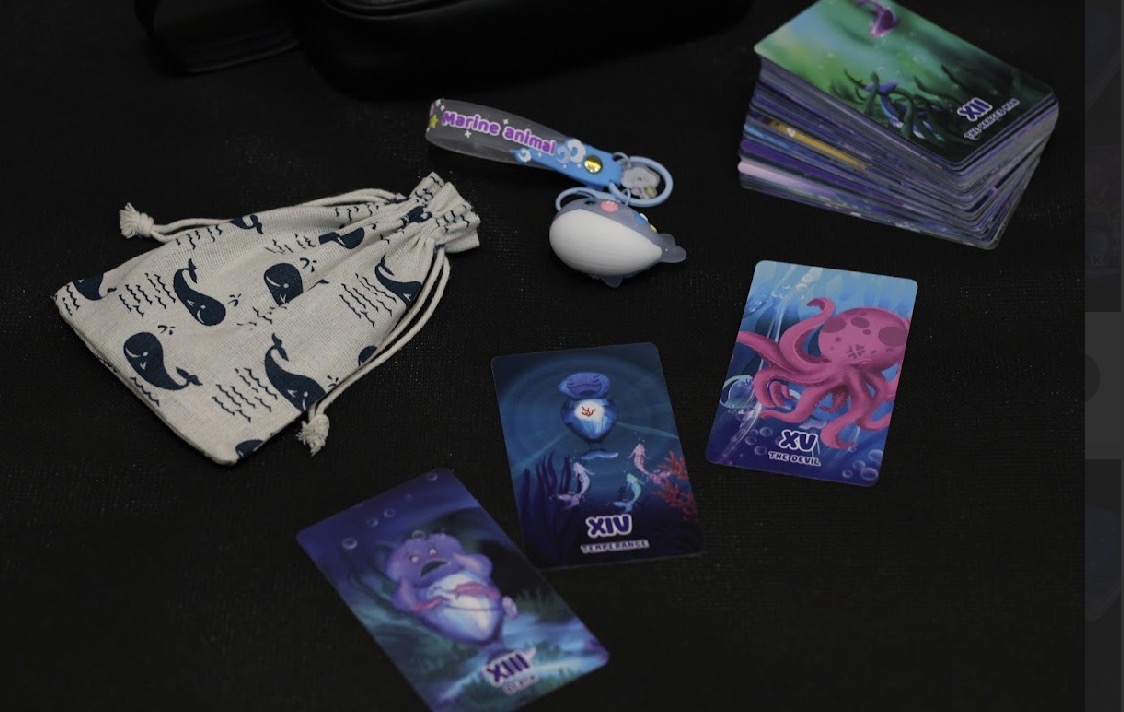 Bộ bài Tarot Cá Mập Voi - Kèm Túi Đựng và móc khoá