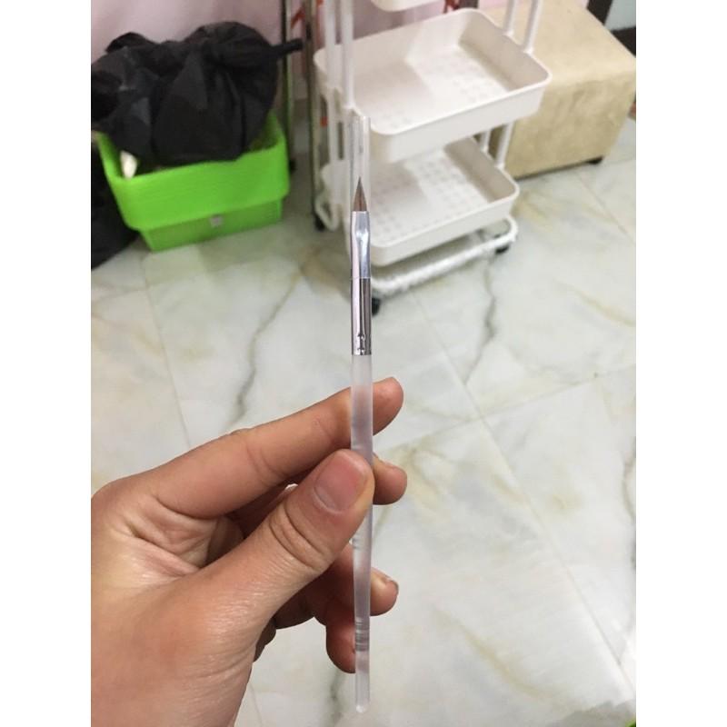 Cọ đắp hoa cán trong