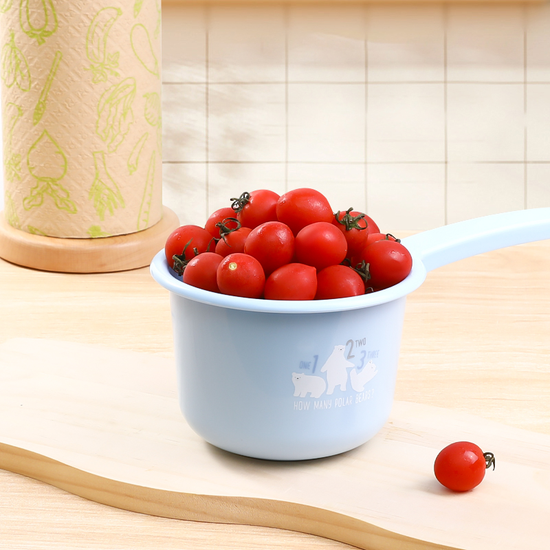 Gáo nhựa trẻ em Nakaya Kuma Children's 0.9L - Made in Japan