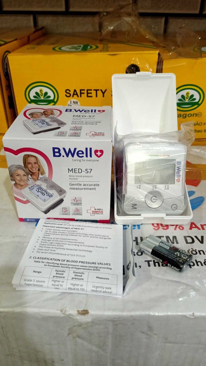 MÁY ĐO HUYẾT ÁP CỔ TAY BWELL SWISS MED-57