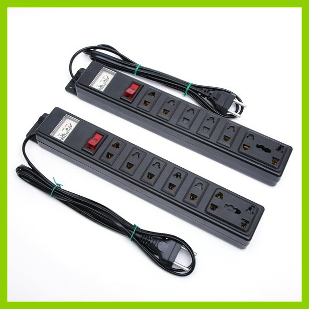 Ổ Cắm Điện Mã L.T 6 Phích 2 Chấu, 1 Phích 3 Chấu Dây Dài 1.5m Công Suất 800W