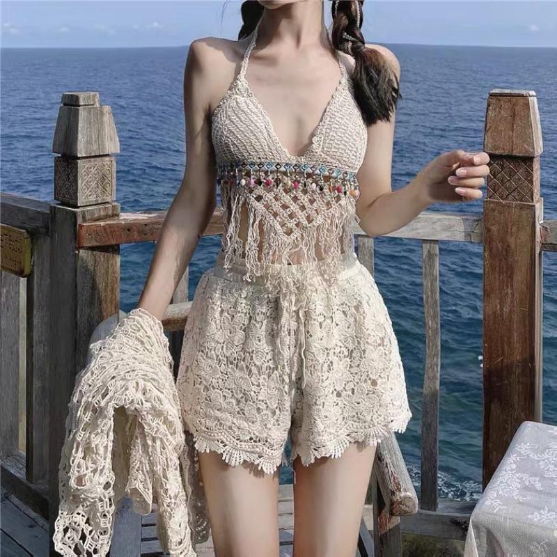Áo bra len móc tam giác tua rua đính hạt cườm đi biển hot hit