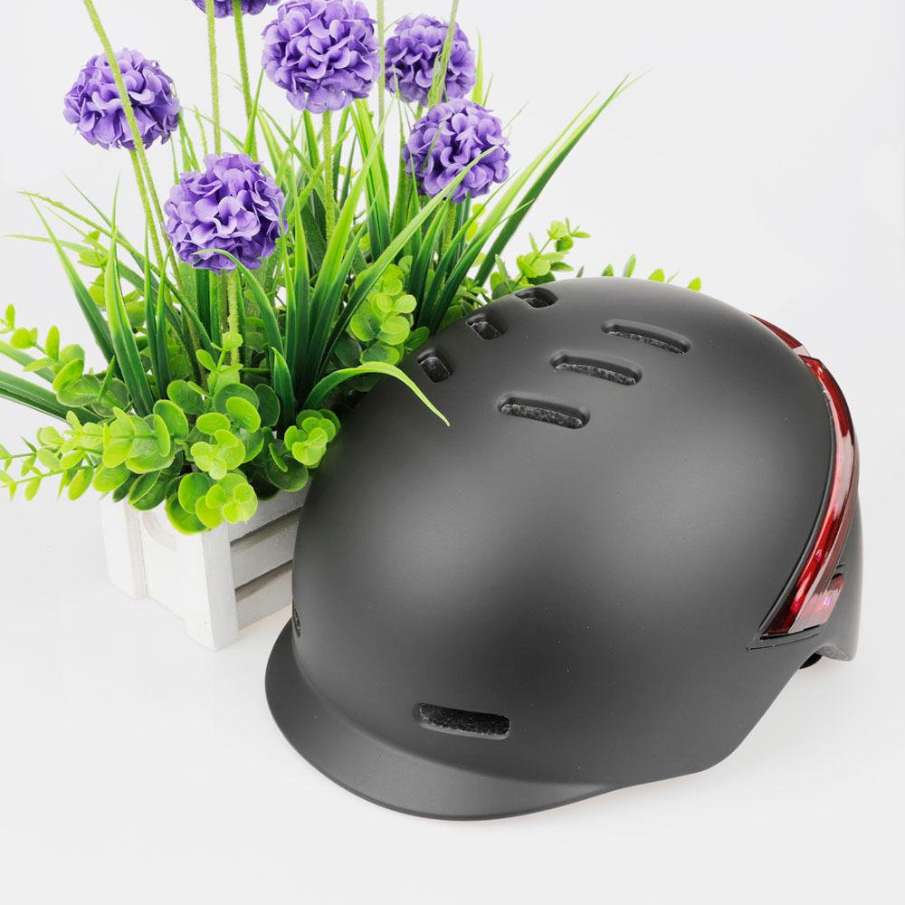 Mũ Bảo Hiểm Đi Xe Đạp Thoáng Khí An Toàn Thoải Mái Có Đèn Led Cảnh Báo Unisex