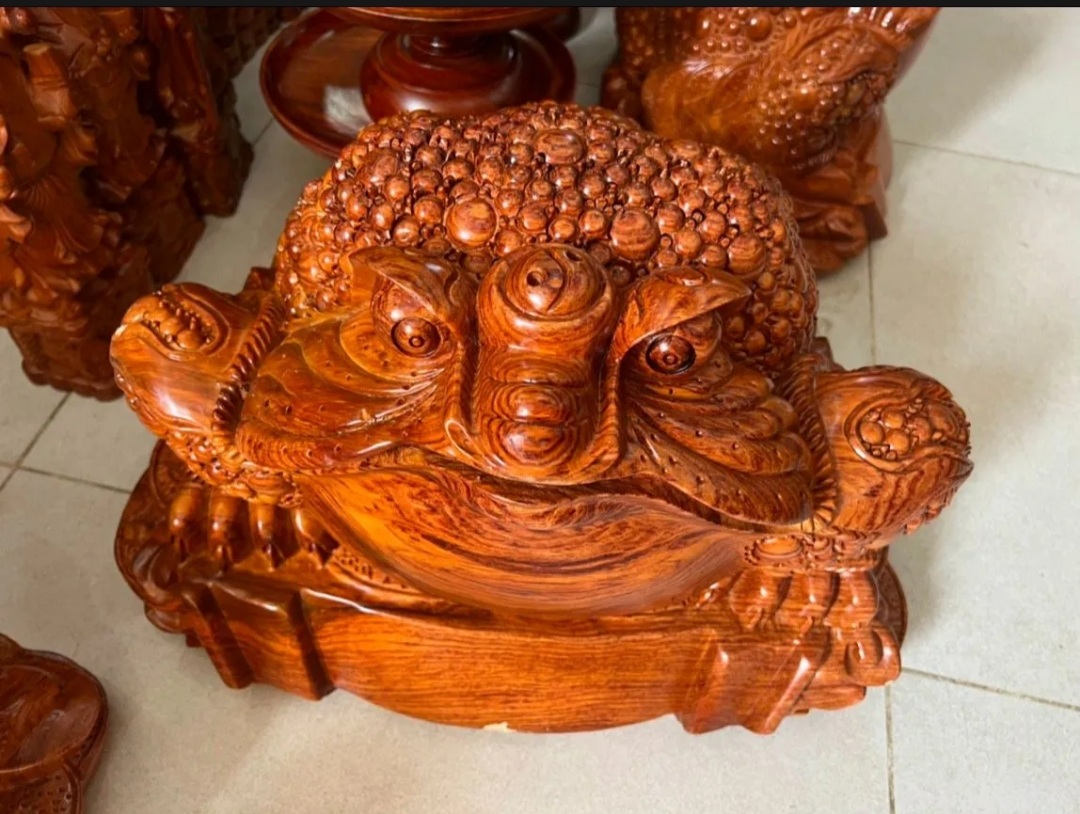 Tượng gỗ phong thuỷ-Tượng con cóc thiềm thừ gỗ hương nguyên khối ngang 45 cm loại 1