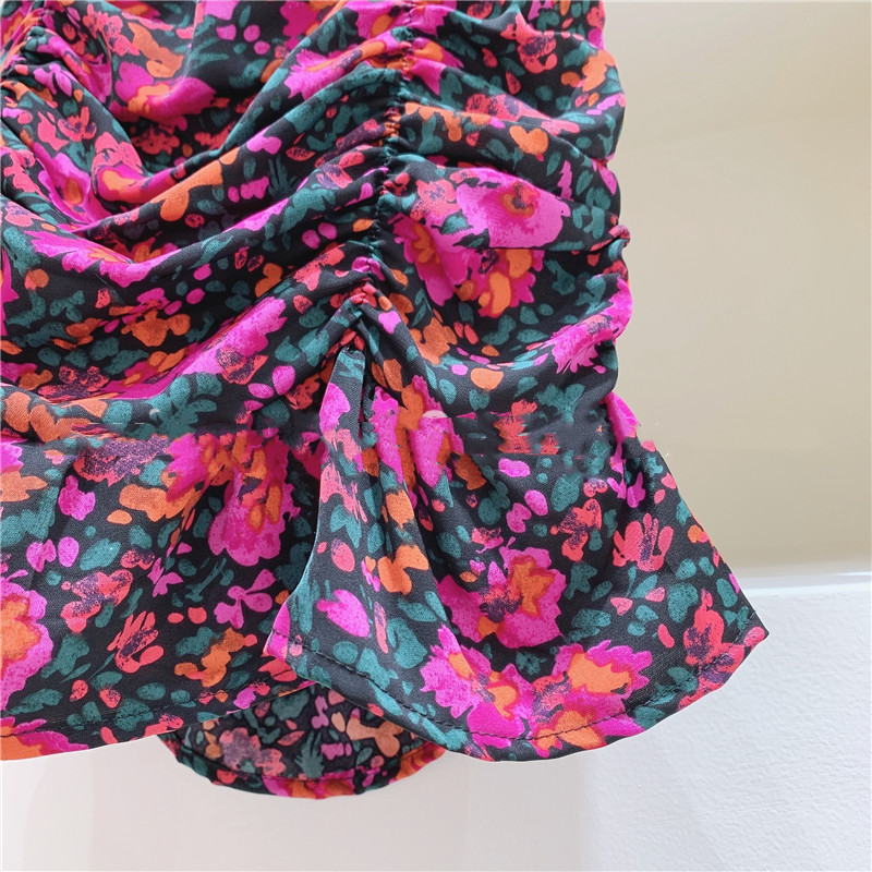 Bộ Váy Yếm Hoa Hai Dây Nhún Áo Trong Tay Phồng