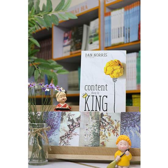 Sách - Content Đúng Là King ( Tặng Postcard Xuân bốn mùa )