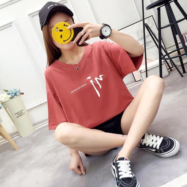 Áo thun tay lỡ form rộng