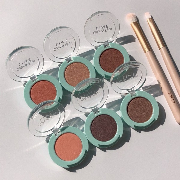 Hình ảnh thực tế Phấn Mắt Nhũ Thời Thượng Lime Color & Eyes Single Shadow 1.4g