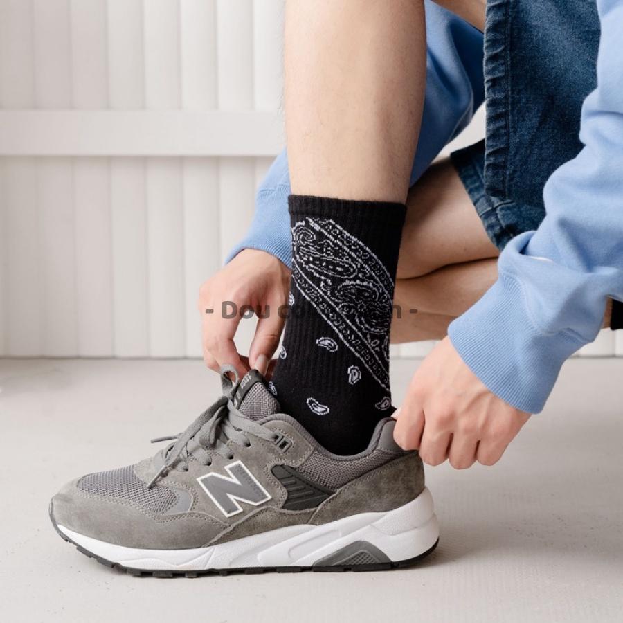 Vớ Tất Cotton Unisex Cổ Cao Họa Tiết BANDANA Phong Cách Đường Phố Cá Tính - Mã TV021