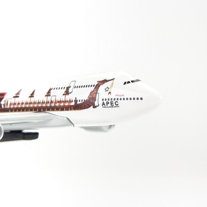 Mô hình máy bay tĩnh B747 APEC 16cm