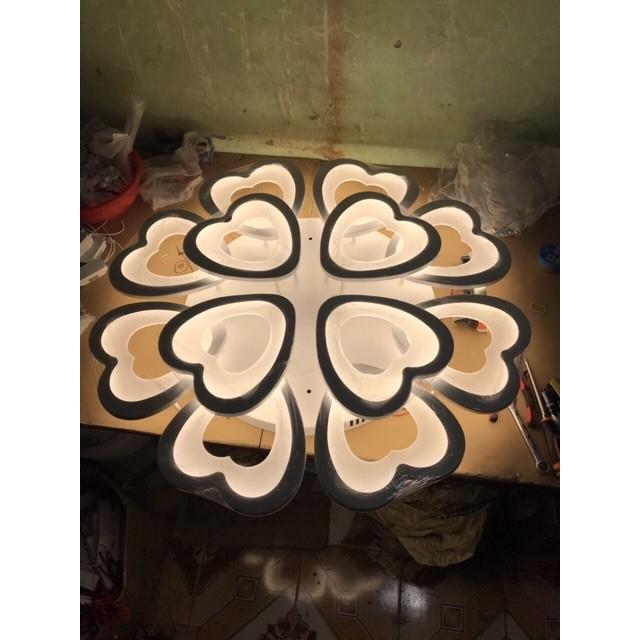 Đèn trần 12 cánh hình trái tim