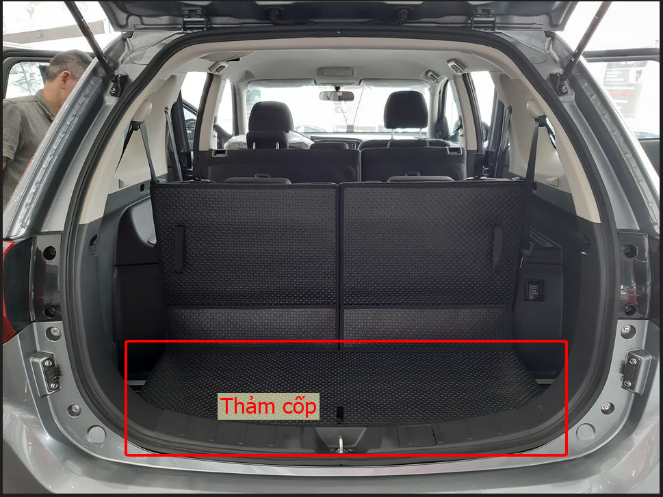 Thảm lót sàn ô tô KATA cho xe Mitsubishi Outlander 7 chỗ (2016- 2023) - Khít với sàn xe, Chống trơn, Không mùi, Không ẩm