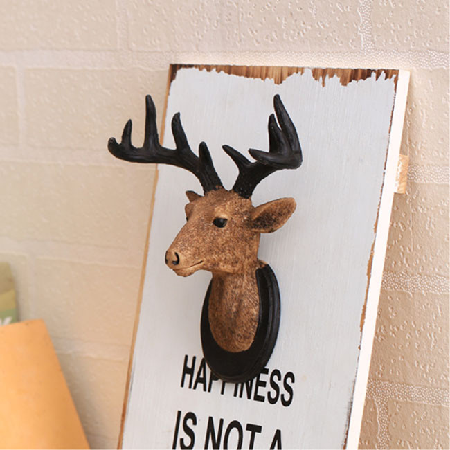 bảng gỗ đầu hươu