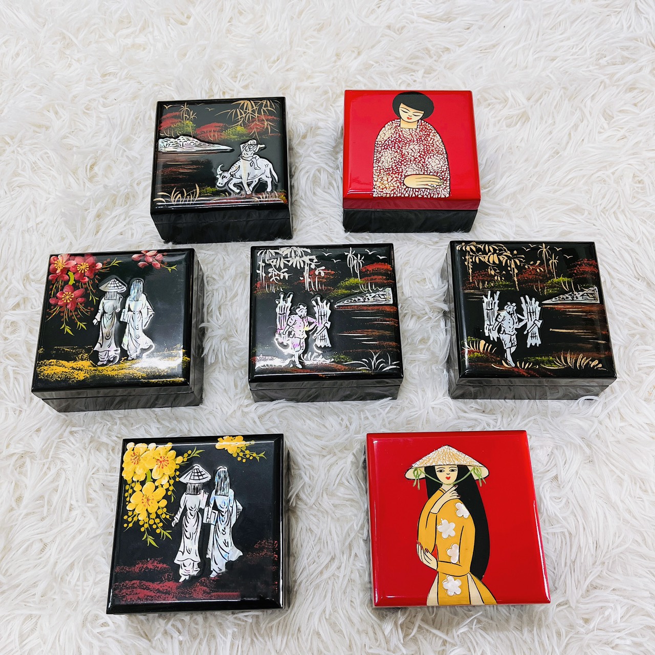 Hộp Sơn Mài Đa Năng size 20x10x4.5 cm thích hợp đựng đồ vặt nhỏ, tranh trí, làm quà tặng,...