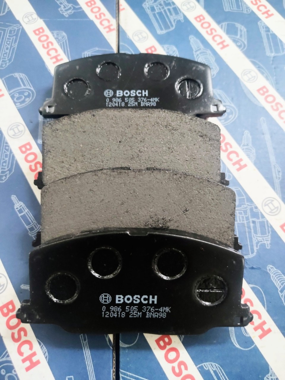 Bố Thắng Trước Toyota Camry V20, Celica, Carina, Corona - Bosch BP 5376