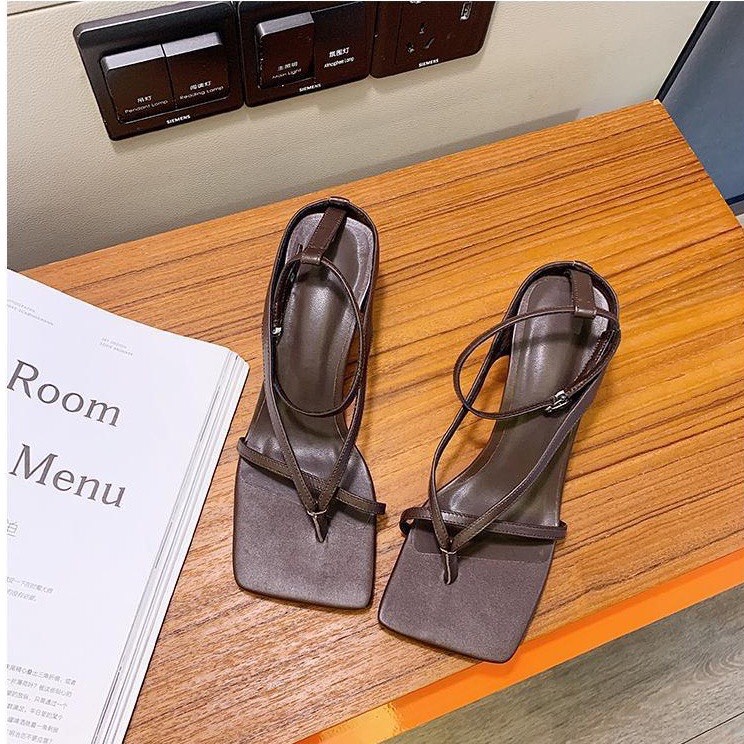 Giày sandal nữ mã NKS17 mũi vuông gót nhọn cao 7cm