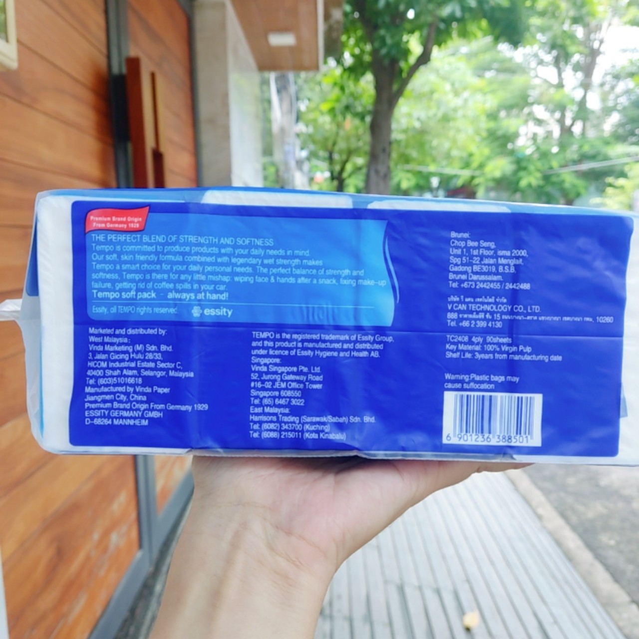 Lốc 4 Gói Khăn Giấy Cao Cấp Tempo Softpack Không Mùi, 4 Lớp, Không Gây Kích Ứng Da (90 Tờ/ Gói) - Thương Hiệu Đức