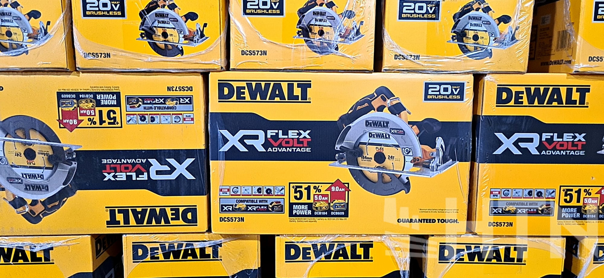 MÁY CƯA CẦM TAY 184mm 20V/60V MAX FLEXVOLT DEWALT DCS573N - Chính Hãng