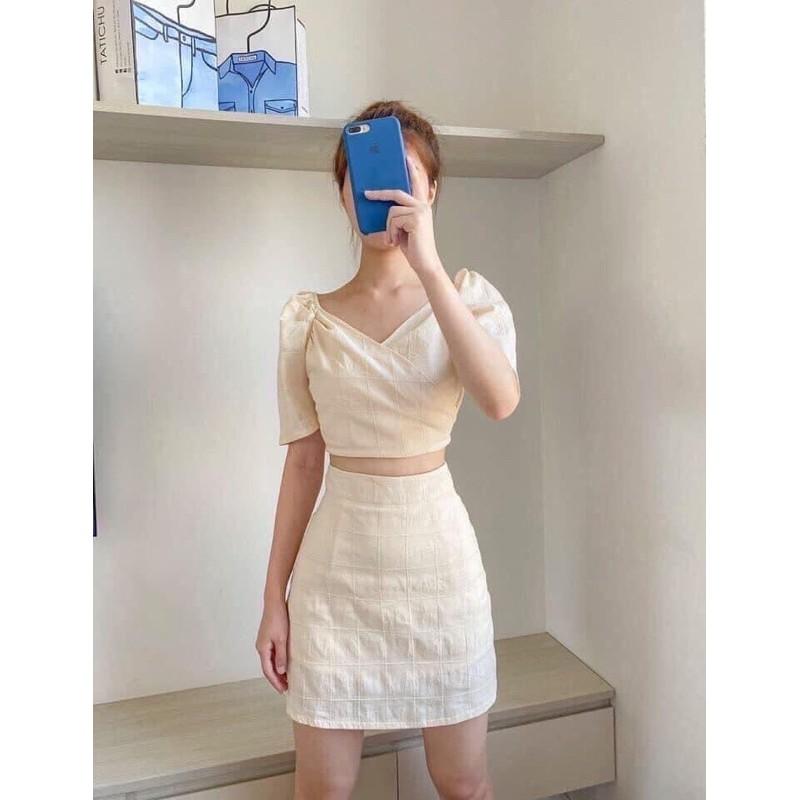 SET ÁO CỔ TIM TAY PHỒNG + CHÂN VÁY