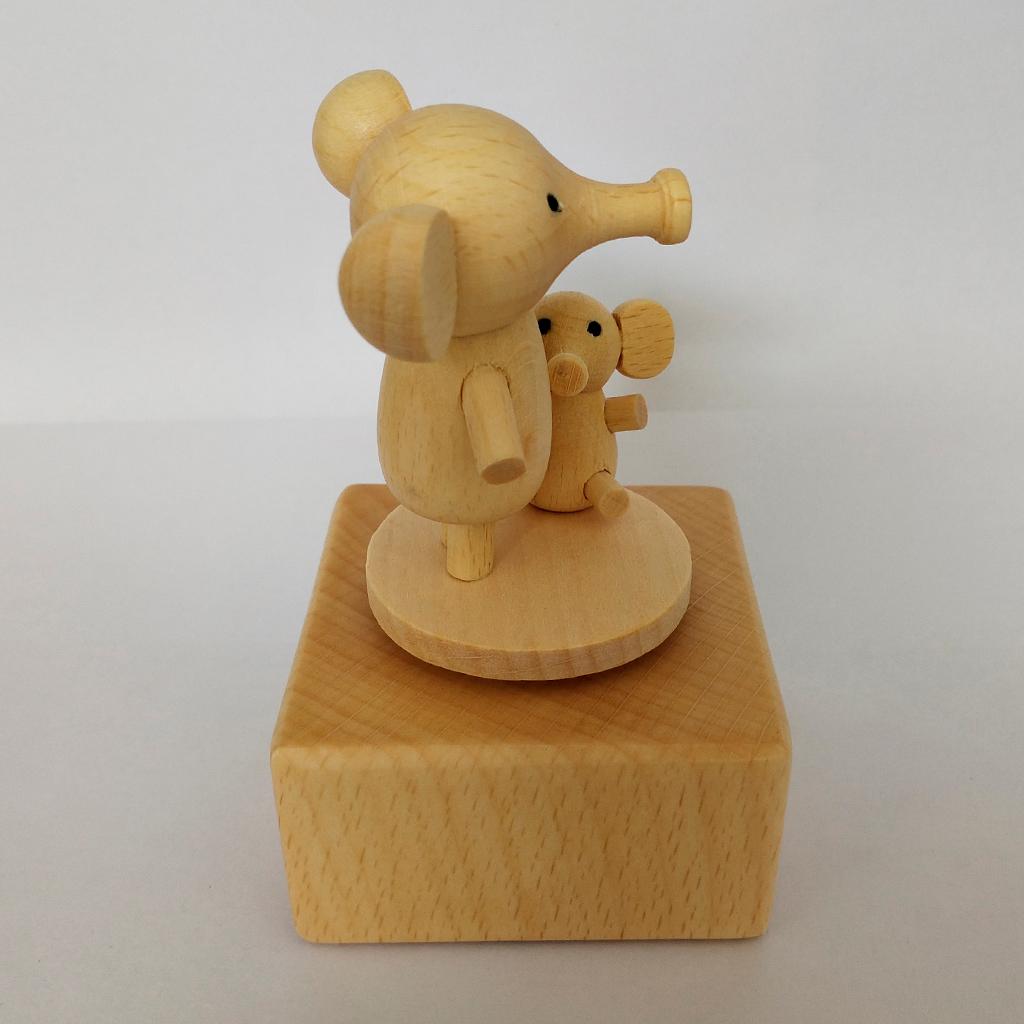 Rotating Animal Eight Music Box Creative Festival Gift Decor