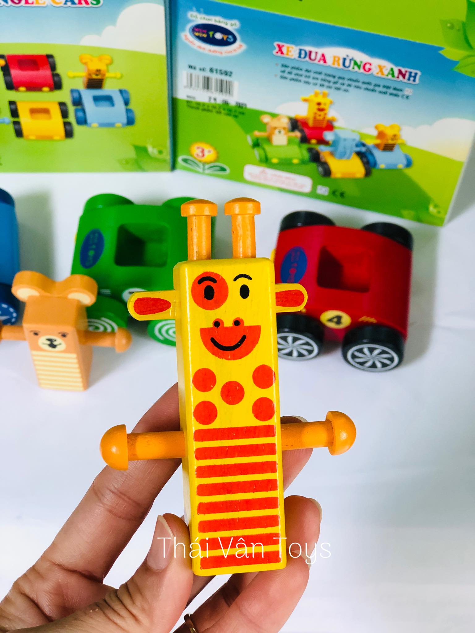 Bộ 4 Xe Đua Rừng Xanh Ngộ Nghĩnh Vui Nhộn - Đồ chơi gỗ Việt Nam