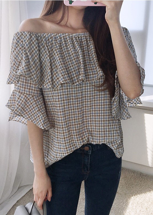 Áo Blouse Trễ Vai Kẻ Caro
