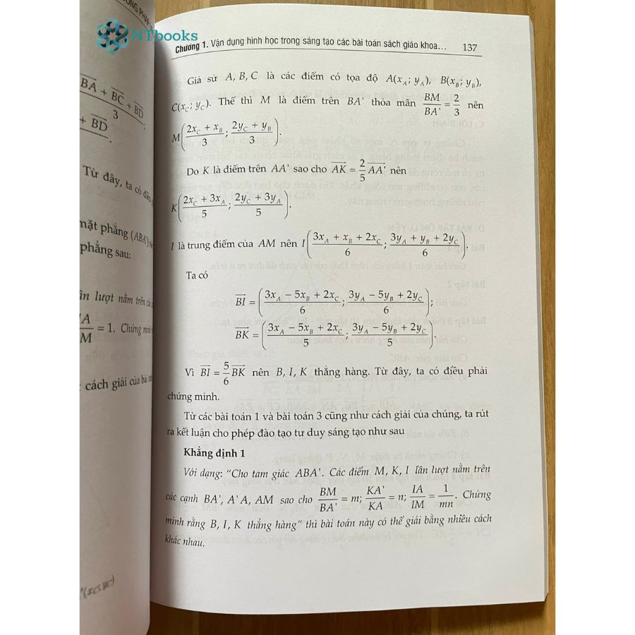 Sách Sáng tạo các bài Toán sách giáo khoa bằng phương pháp vectơ
